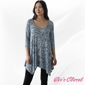 Philosophy Shark Tale Pale Blue Print Tunic Sz M Scoop Neck 3/4 Length Stretchy